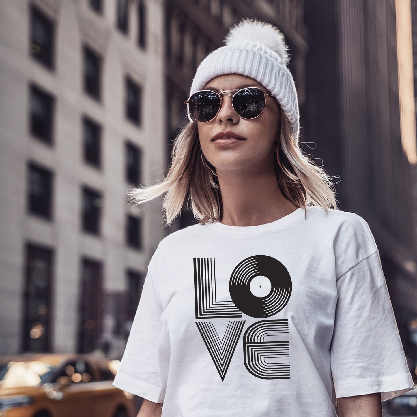 VINYL LOVE Softstyle T-Shirt